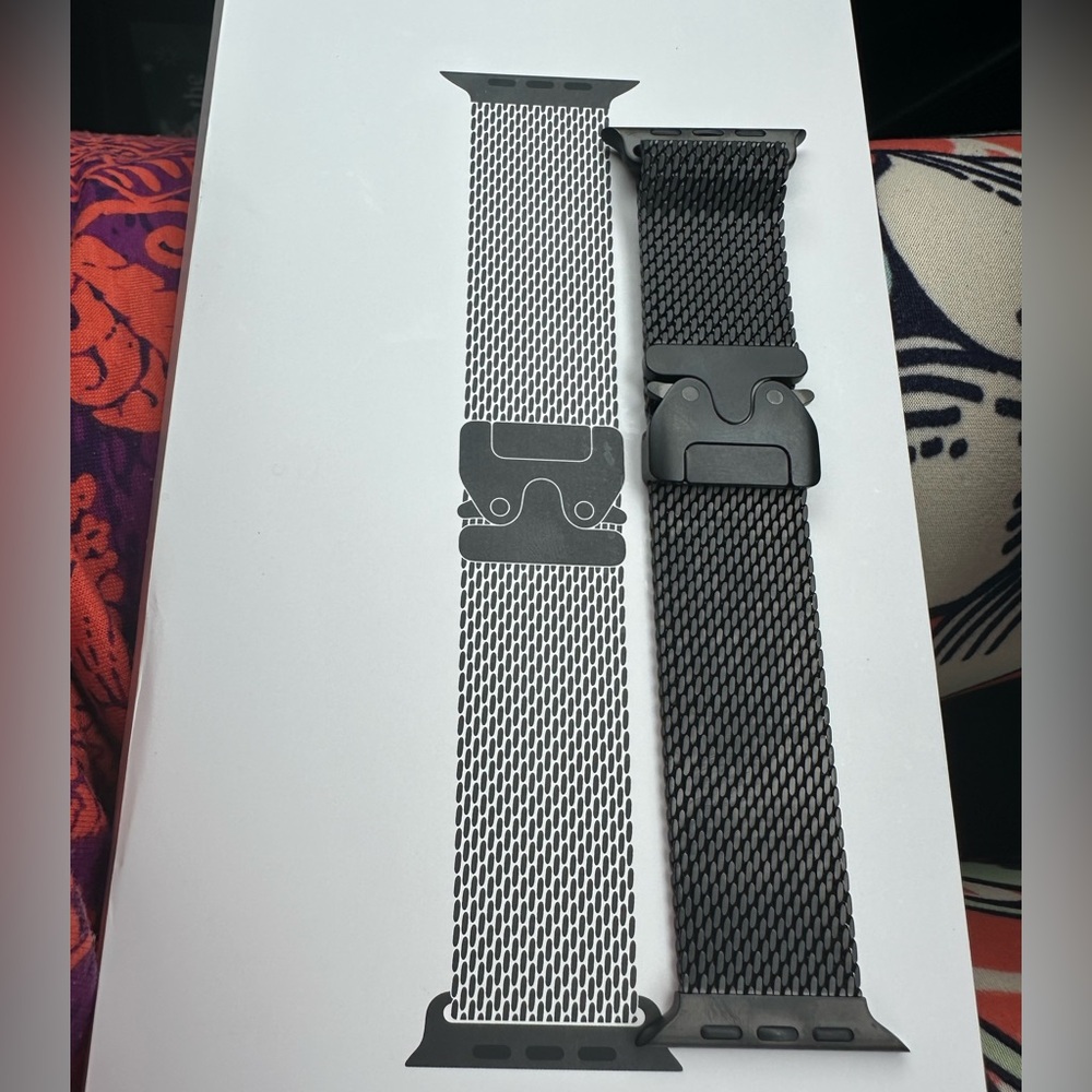 Authentic Apple Watch Black Titanium Milanese Loop 49mm Band Size Small‼️